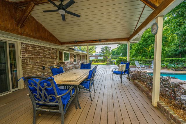 1870 Rugby Lane, Charleston, SC 29407