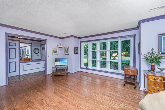 1870 Rugby Lane, Charleston, SC 29407