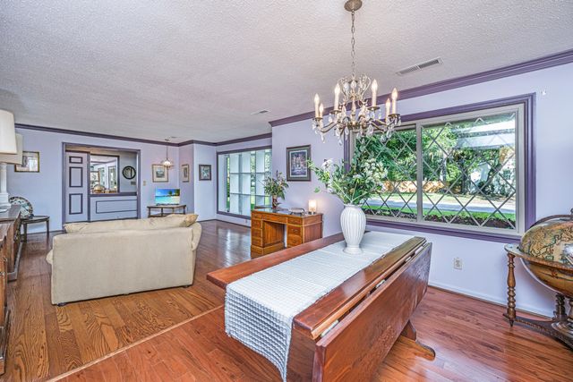 1870 Rugby Lane, Charleston, SC 29407