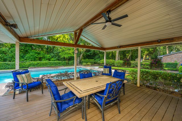 1870 Rugby Lane, Charleston, SC 29407