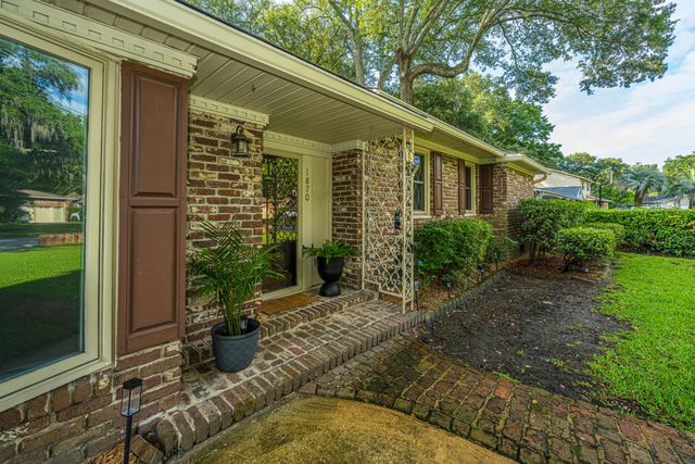 1870 Rugby Lane, Charleston, SC 29407