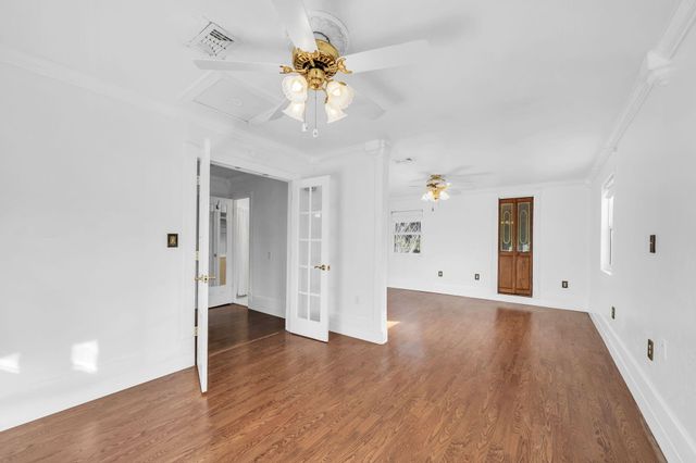 27 Magnolia Avenue, Shalimar, FL 32579