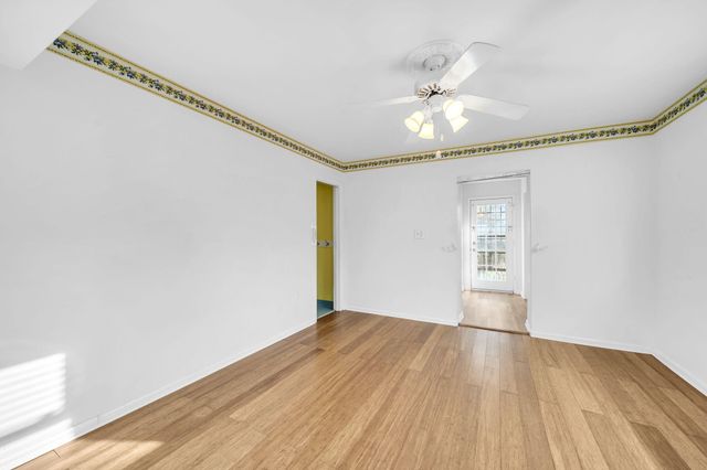 27 Magnolia Avenue, Shalimar, FL 32579