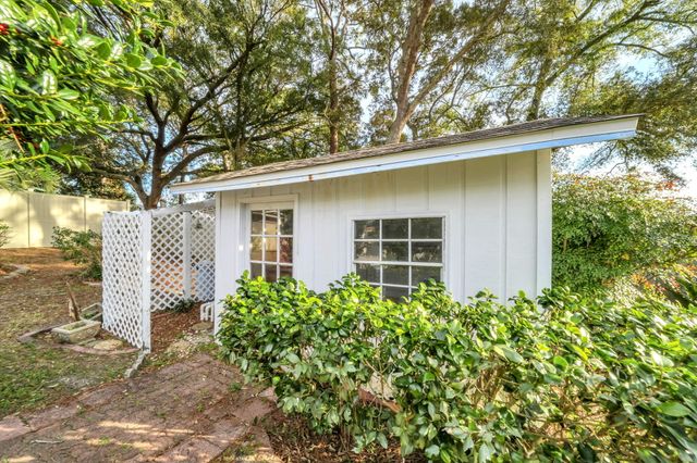 27 Magnolia Avenue, Shalimar, FL 32579