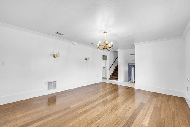 27 Magnolia Avenue, Shalimar, FL 32579