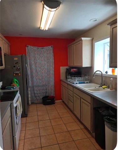 9574 Goldcrest Cir, Corpus Christi, TX 78418