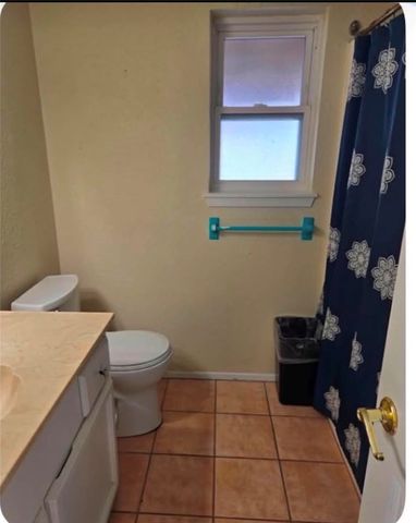 9574 Goldcrest Cir, Corpus Christi, TX 78418