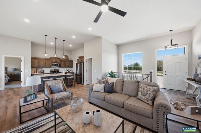 2115 SW 50th Street, Lincoln, NE 68522
