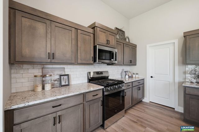 2115 SW 50th Street, Lincoln, NE 68522