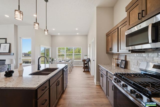 2115 SW 50th Street, Lincoln, NE 68522