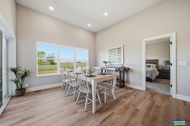 2115 SW 50th Street, Lincoln, NE 68522