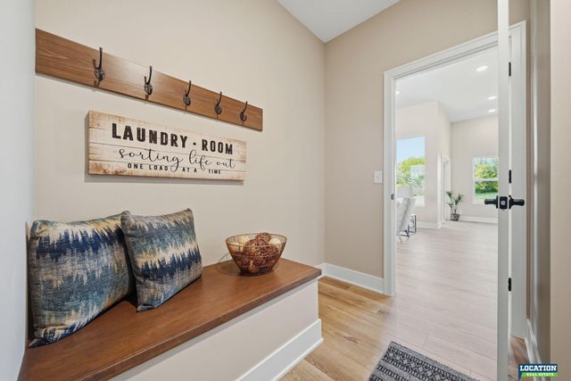 2115 SW 50th Street, Lincoln, NE 68522
