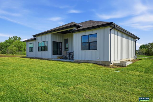2115 SW 50th Street, Lincoln, NE 68522