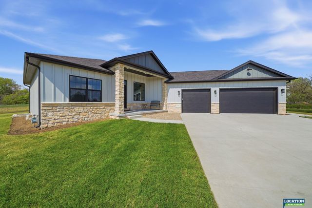 2115 SW 50th Street, Lincoln, NE 68522