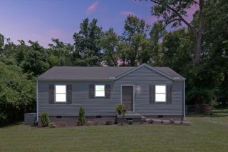 1910 Dahlia Dr, Nashville, TN 37210