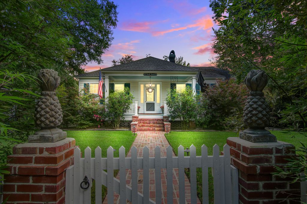 213 S Laurel Street, Summerville, SC 29483