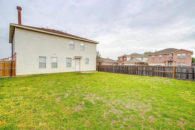 8701 Hunters Trail, Fort Worth, TX 76123