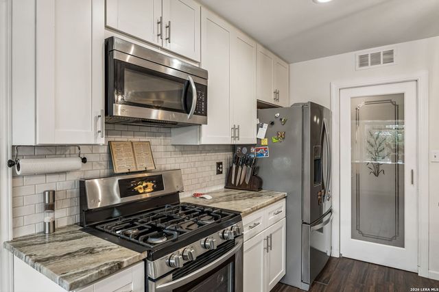 218 Whispering Oaks, Live Oak, TX 78233