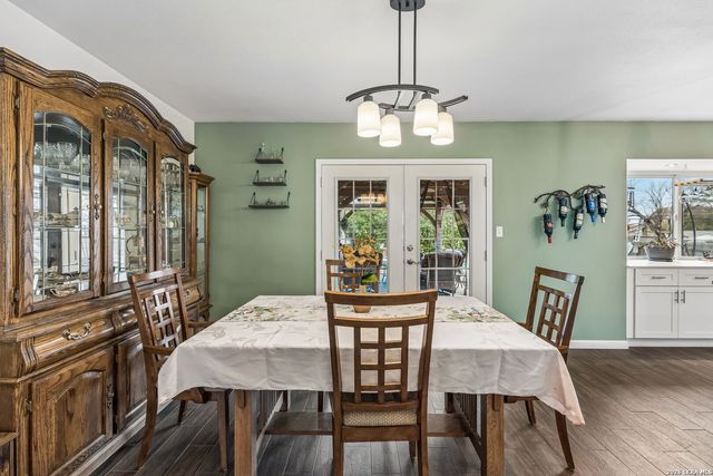 218 Whispering Oaks, Live Oak, TX 78233