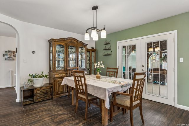 218 Whispering Oaks, Live Oak, TX 78233