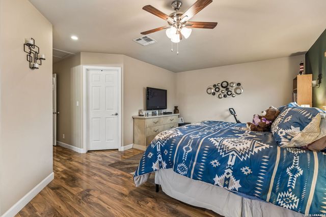 218 Whispering Oaks, Live Oak, TX 78233