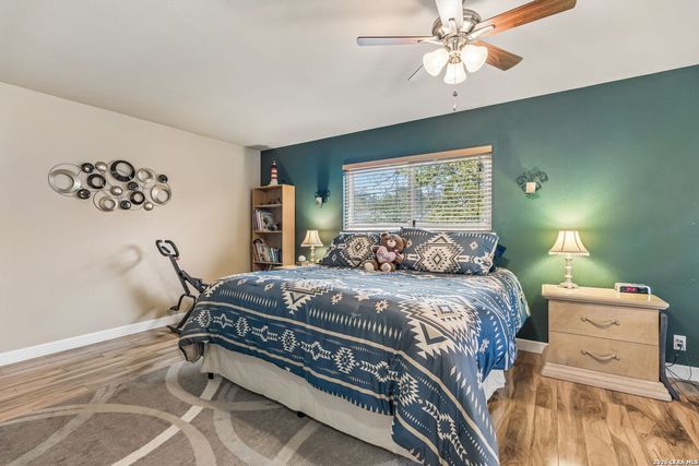 218 Whispering Oaks, Live Oak, TX 78233