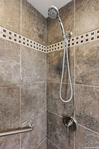 218 Whispering Oaks, Live Oak, TX 78233