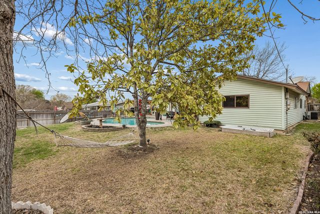 218 Whispering Oaks, Live Oak, TX 78233