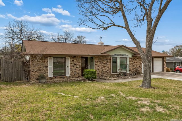 218 Whispering Oaks, Live Oak, TX 78233