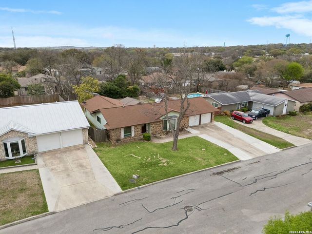 218 Whispering Oaks, Live Oak, TX 78233