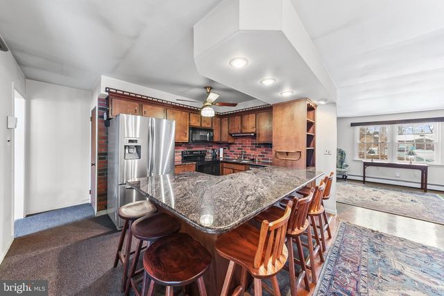 7 DOGWOOD DELL, Coatesville, PA 19320