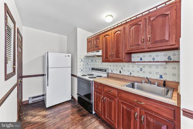 7 DOGWOOD DELL, Coatesville, PA 19320