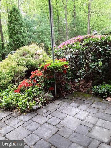 7 DOGWOOD DELL, Coatesville, PA 19320