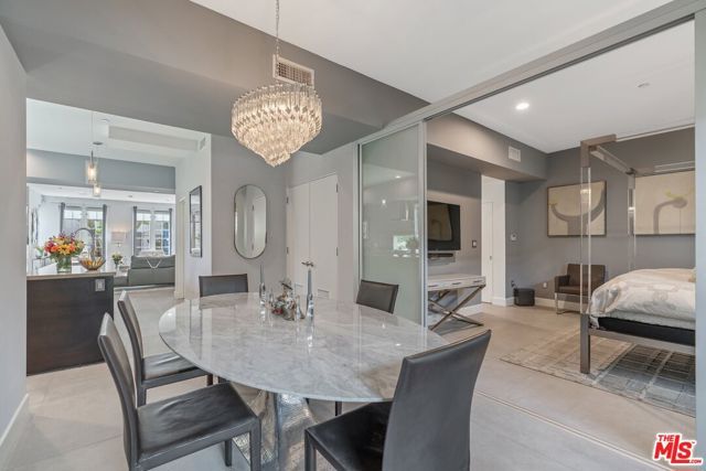 1250 N Harper Avenue 302, Los Angeles, CA 90046