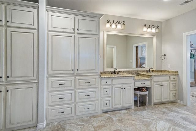 603 El Barco, Corsicana, TX 75109