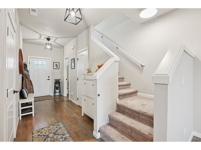 4245 SAGECREST Dr Ne, Albany, OR 97322