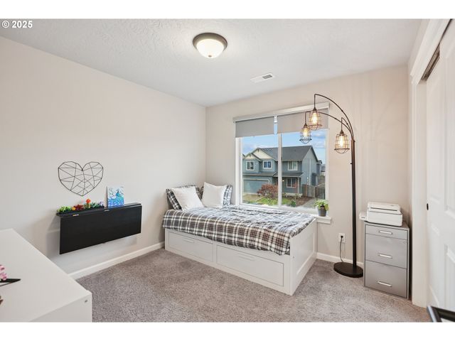 4245 SAGECREST Dr Ne, Albany, OR 97322