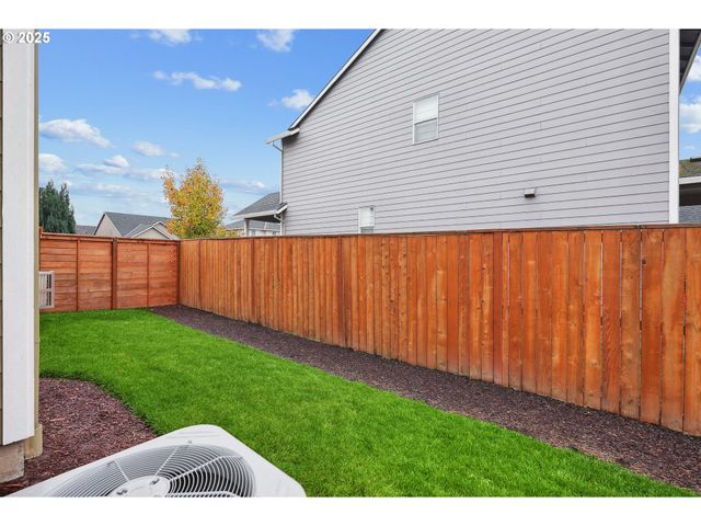 4245 SAGECREST Dr Ne, Albany, OR 97322