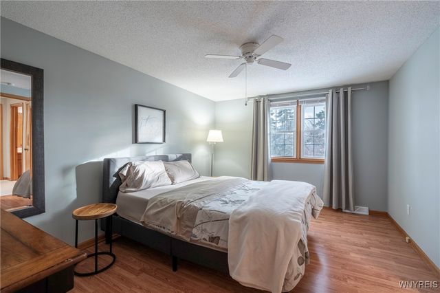 27 Wellington Court North, Amherst, NY 14221