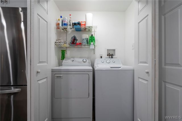 27 Wellington Court North, Amherst, NY 14221