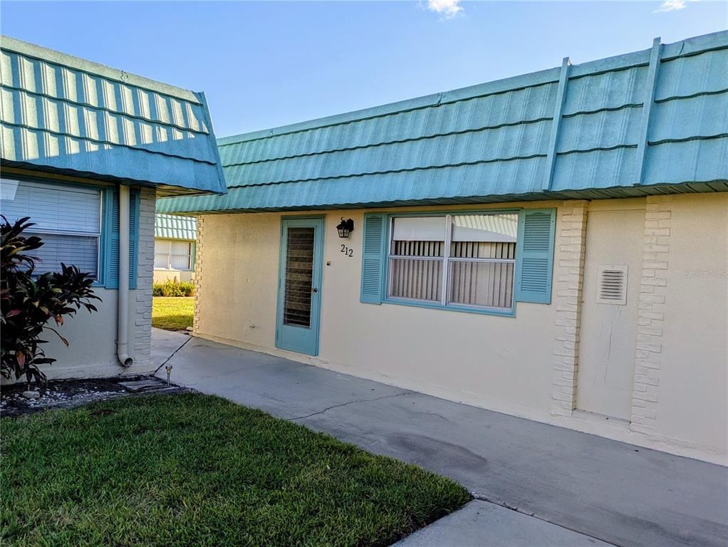 101 CAMBRIDGE TRAIL 212, Sun City Center, FL 33573