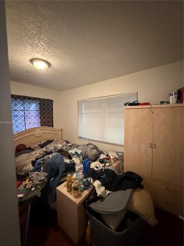 7004 NW 67th Ave, Tamarac, FL 33321