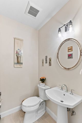 9 Sunflower Way 9, Plymouth, NH 03260