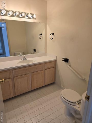 1958 Forest Mead Drive, Sterling Heights, MI 48314