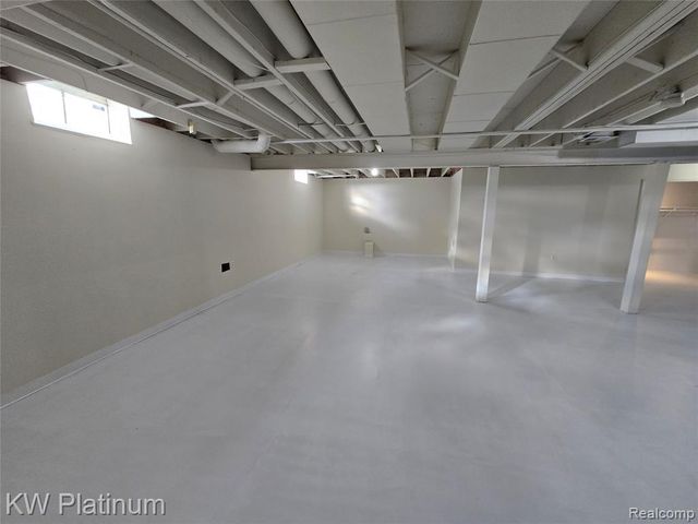 1958 Forest Mead Drive, Sterling Heights, MI 48314