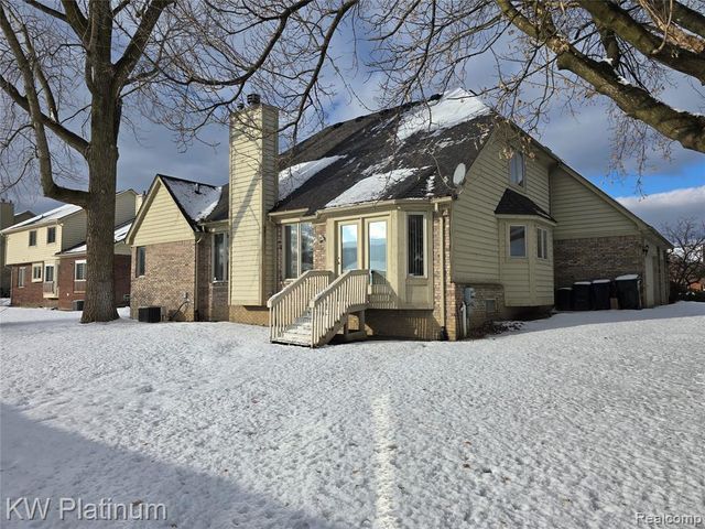 1958 Forest Mead Drive, Sterling Heights, MI 48314