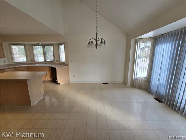 1958 Forest Mead Drive, Sterling Heights, MI 48314