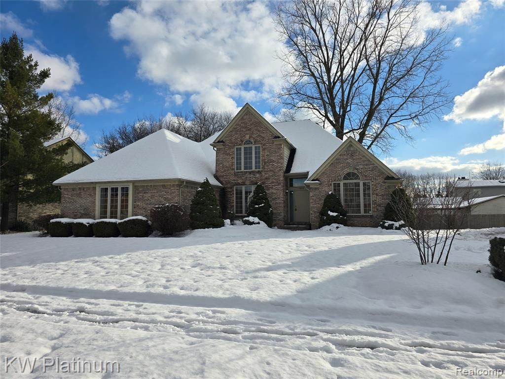 1958 Forest Mead Drive, Sterling Heights, MI 48314