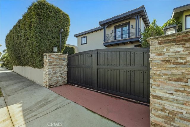 5558 Edgewood Place, Los Angeles, CA 90019