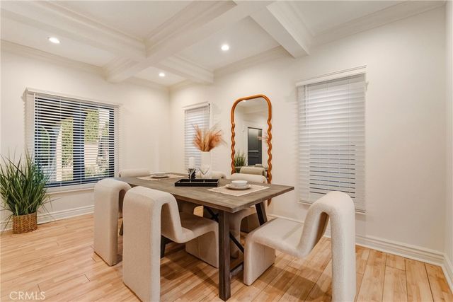 5558 Edgewood Place, Los Angeles, CA 90019